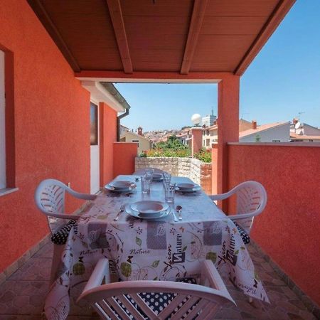 Pleasant Oriana Apartment Near The Sea-Πούλα Εξωτερικό φωτογραφία