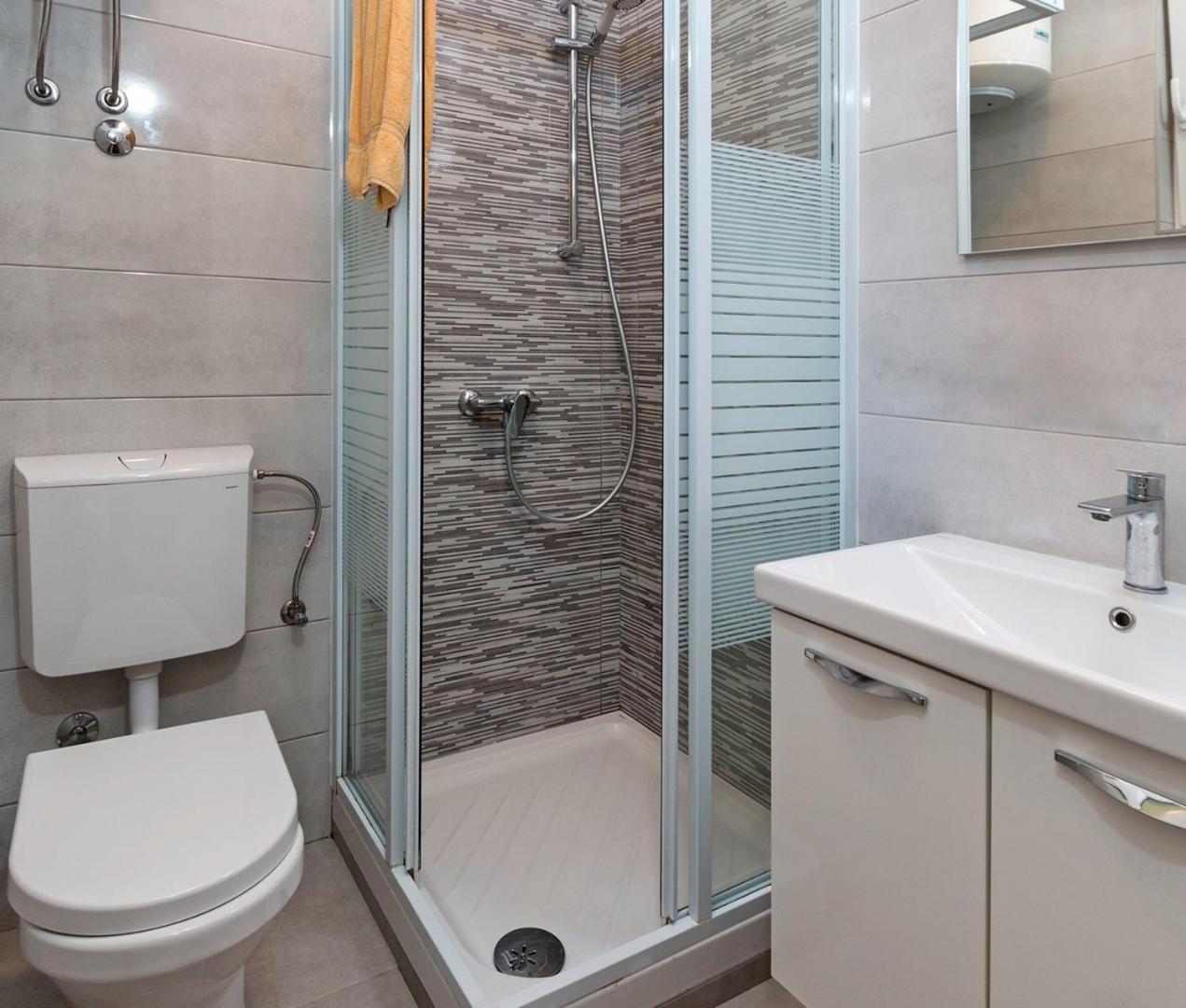 Pleasant Oriana Apartment Near The Sea-Πούλα Εξωτερικό φωτογραφία