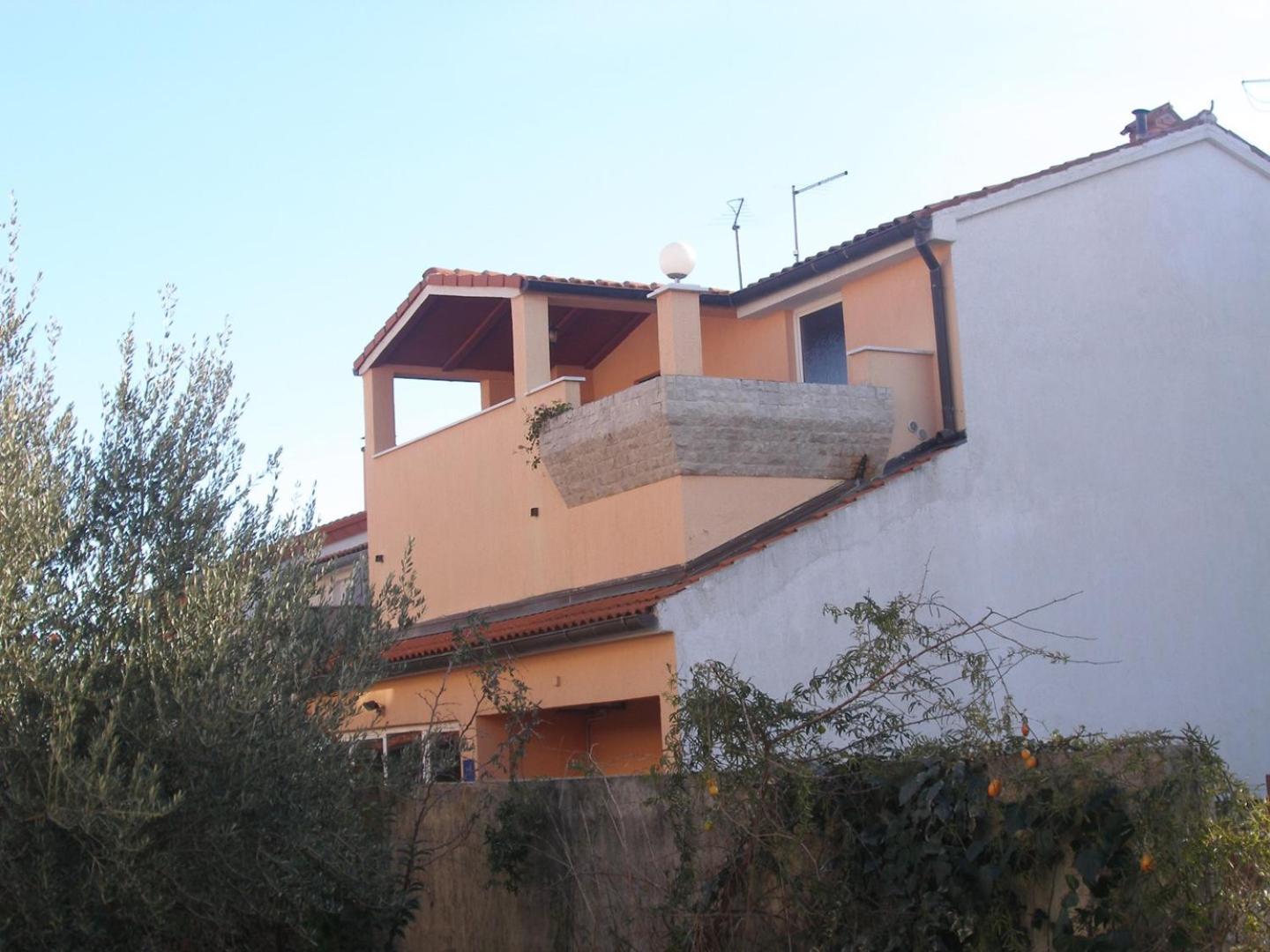 Pleasant Oriana Apartment Near The Sea-Πούλα Εξωτερικό φωτογραφία